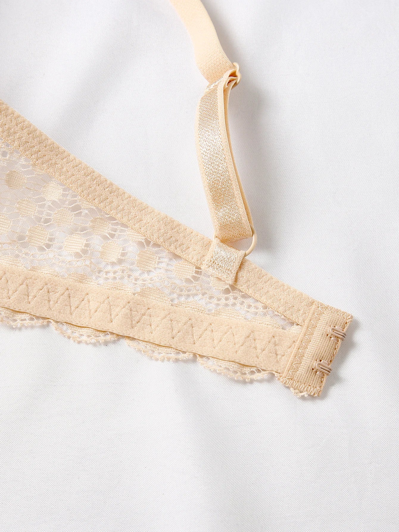 INTIMO SECRETS Women’s Sexy Lace Breathable Bra Steel Ring Top Support B C D Cups