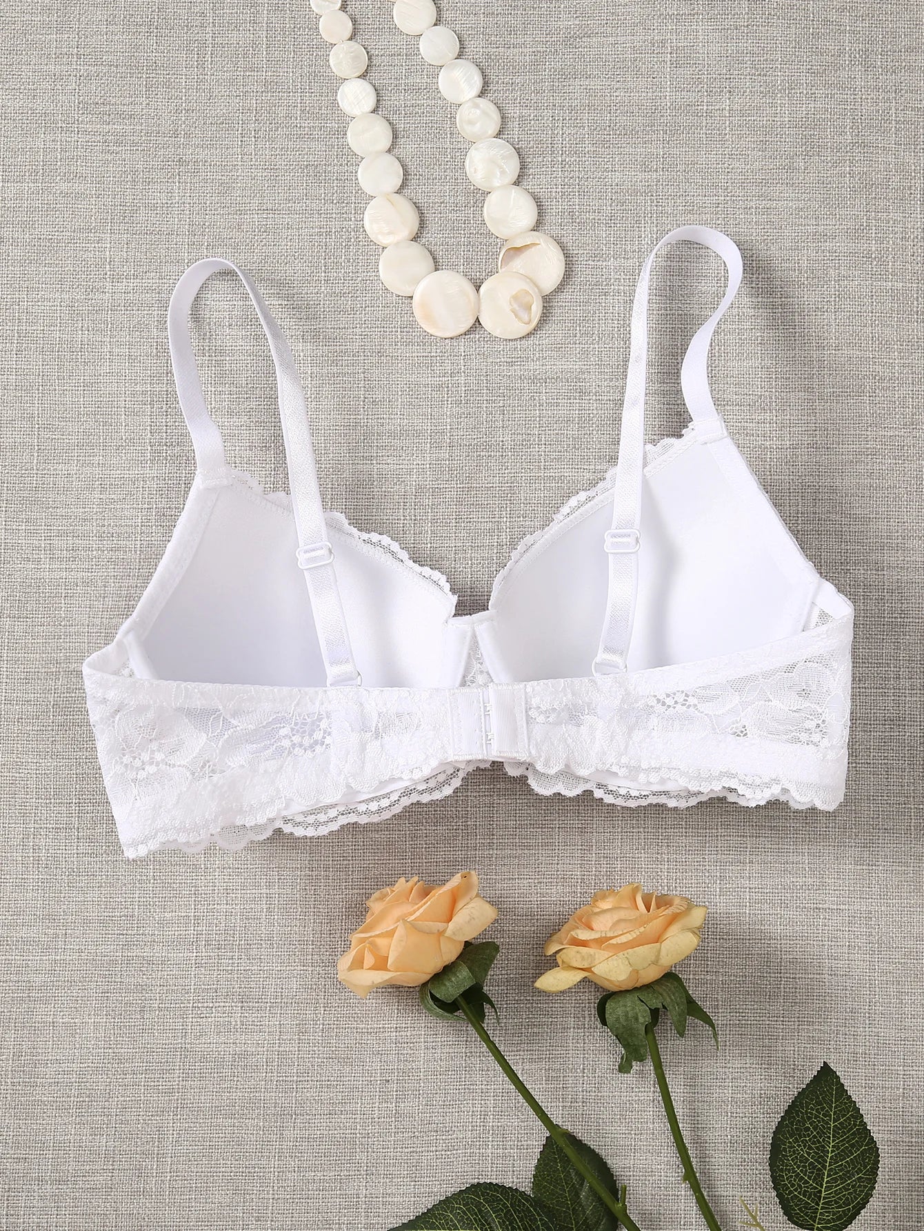 INTIMO SECRETS Women’s Sexy Lace Underwire Bra – 3/4 Cup, Support & Gather