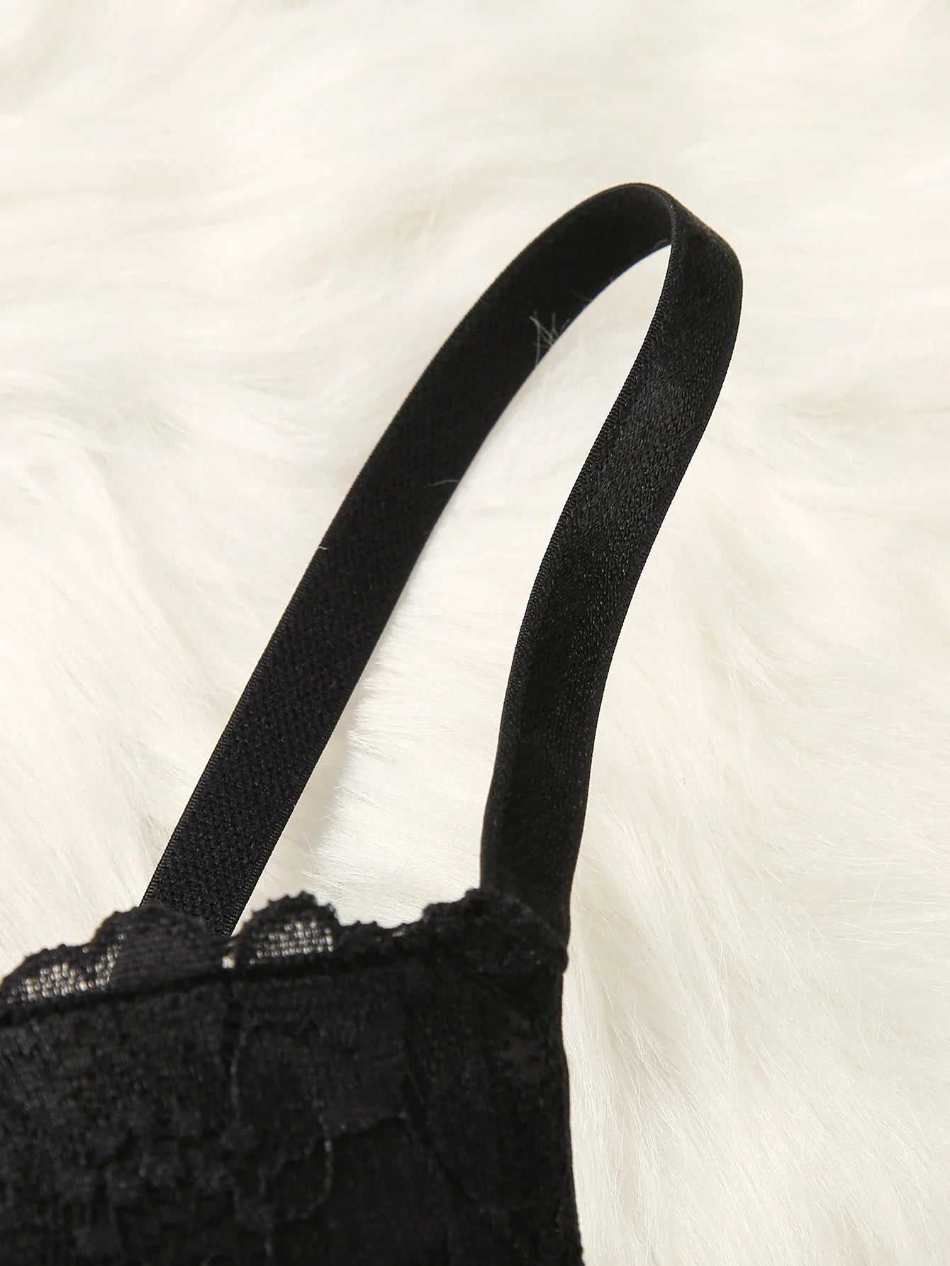 INTIMO SECRETS Women’s Sexy Lace Underwire Bra – 3/4 Cup, Support & Gather