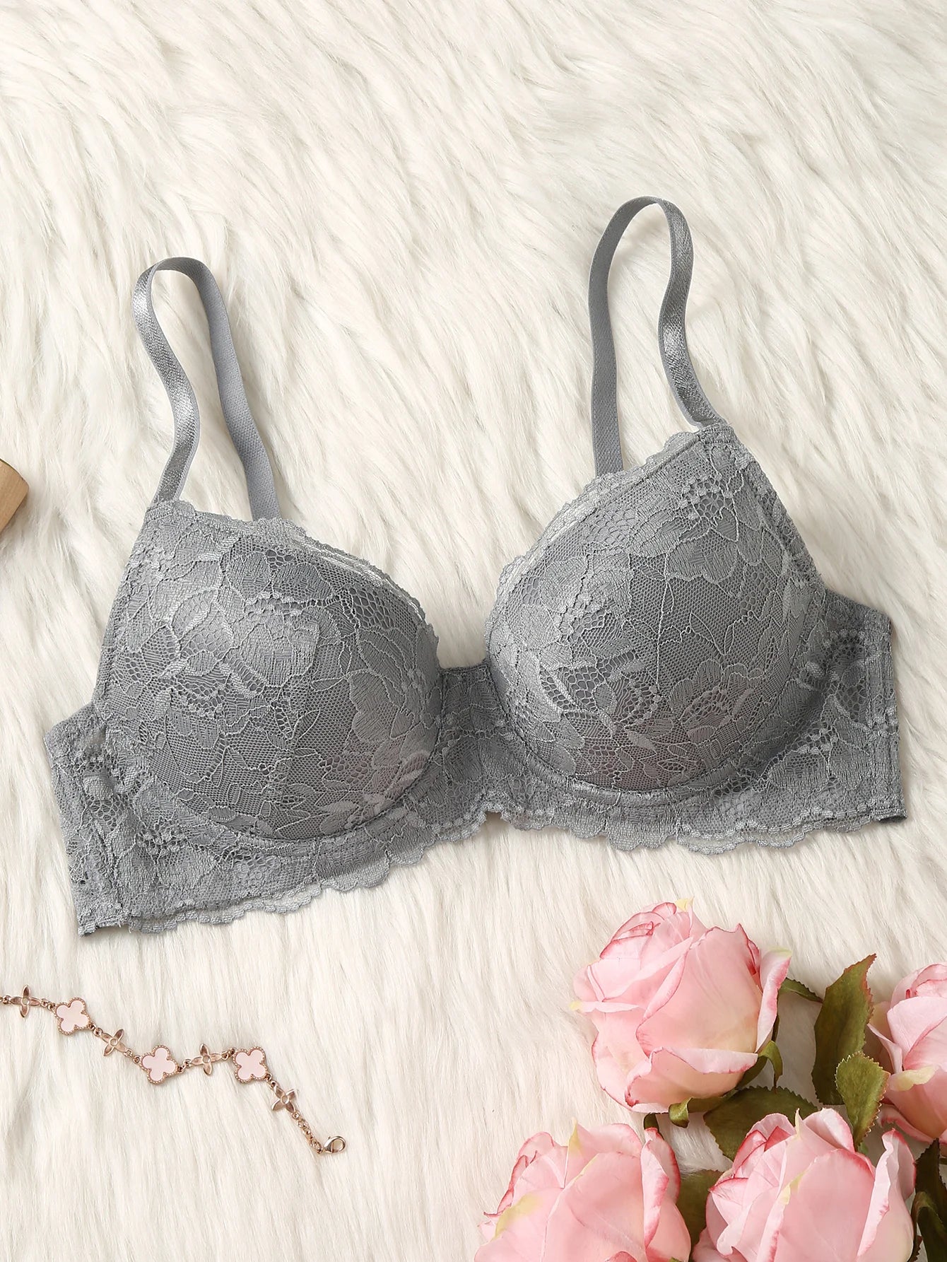 INTIMO SECRETS Women’s Sexy Lace Underwire Bra – 3/4 Cup, Support & Gather