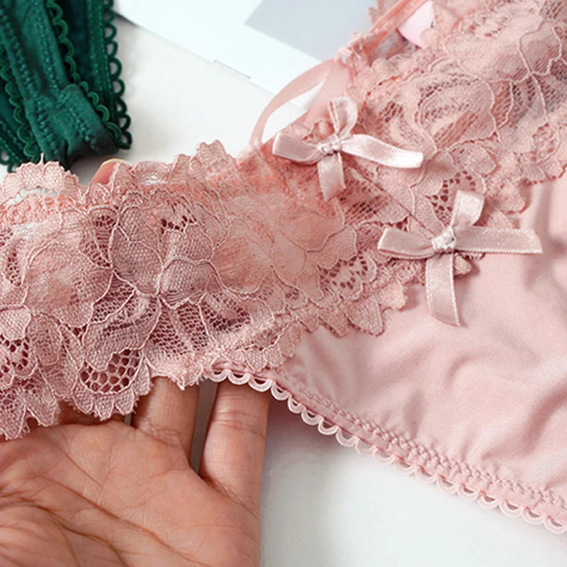 INTIMO SECRETS Women’s Sexy Lace Thong – Low-Waist G-String, Breathable Embroidered Panties