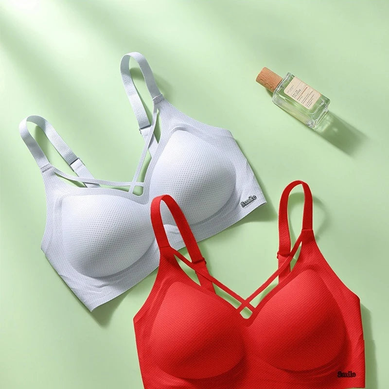 INTIMO SECRETS English Ice Silk Bra Set – Thick Cup, Wire-Free, Gathered Lingerie