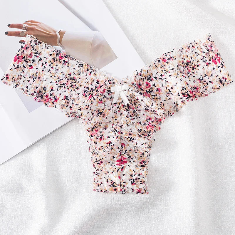 INTIMO SECRETS Women’s Ruffles Seamless T-Back Thong – Sexy G-String Underwear 1PCS