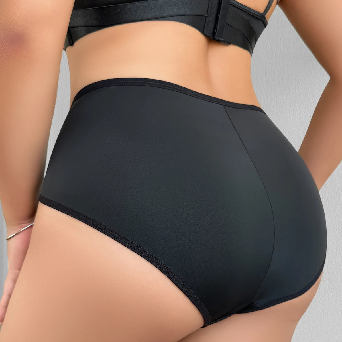 INTIMO SECRETS Plus Size Low-Waist Seamless Panties (1XL–4XL)