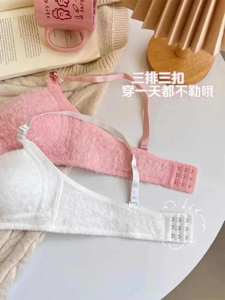 INTIMO SECRETS Hot Girl Furry Bra – Comfortable Japanese-Style Back Design