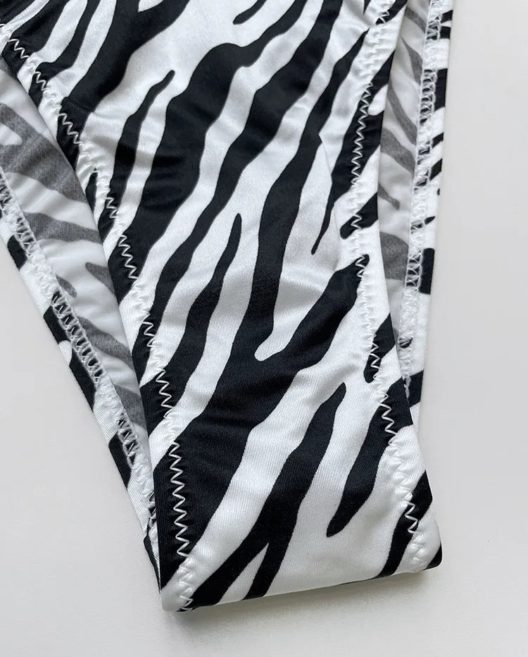 INTIMO SECRETS Rhinestone Thongs – Sexy Low-Waist G-String Underwear for Women S-XL