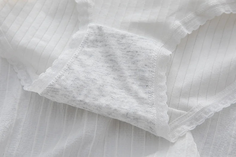 INTIMO SECRETS Women’s Cute Cartoon Fruit Cotton Seamless Panties – Strawberry Print