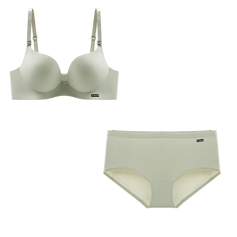 INTIMO SECRETS English Ice Silk Bra Set – Thick Cup, Wire-Free, Gathered Lingerie