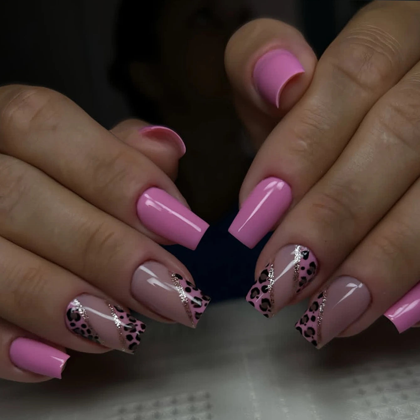 24pcs/set short square fake nails for women cute bride heart white french tips faux ongles y2k press on false nail supplies