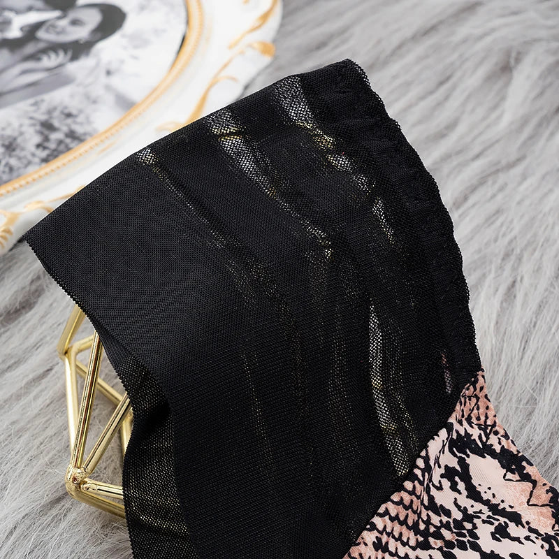 INTIMO SECRETS Women’s G-String – Transparent Seamless Thong Underwear