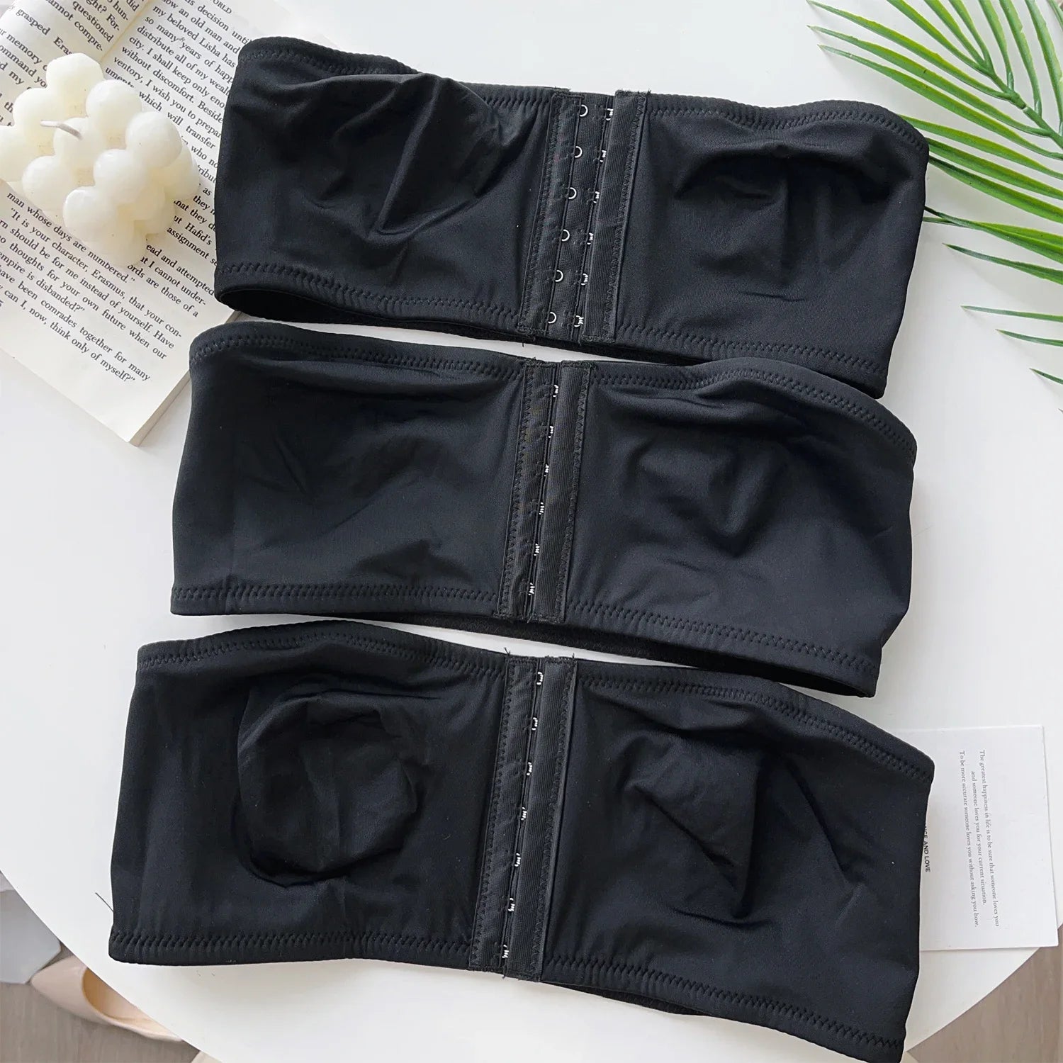 INTIMO SECRETS Women’s Black Removable Padded Ice Silk Traceless Strapless Bra – Wire-Free Seamless Underwear