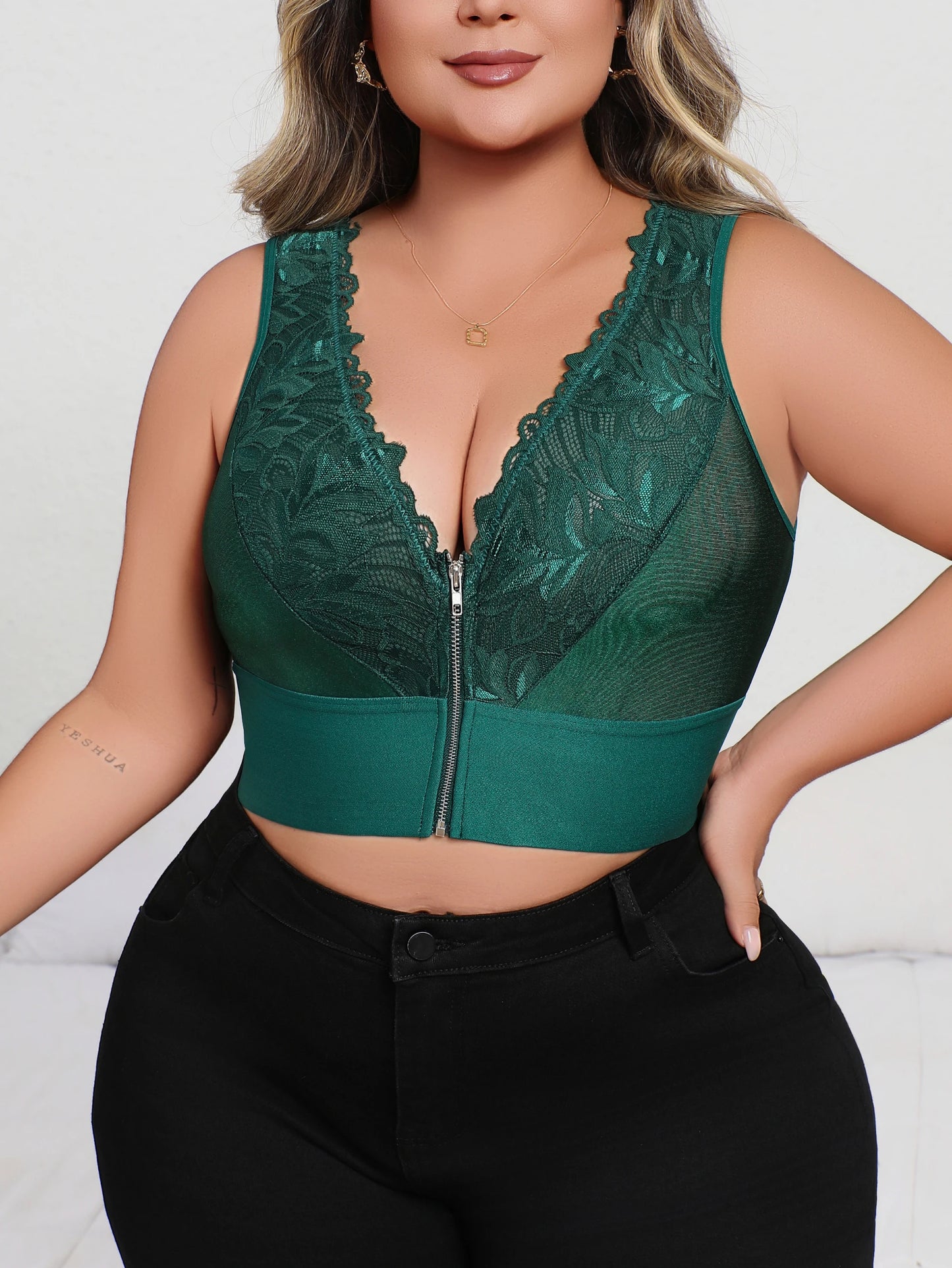 INTIMO SECRETS Plus Size Plunge Push-Up Bra – Dark Green Front-Zip Lingerie
