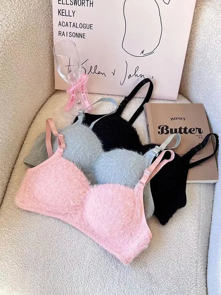 INTIMO SECRETS Hot Girl Furry Bra – Comfortable Japanese-Style Back Design
