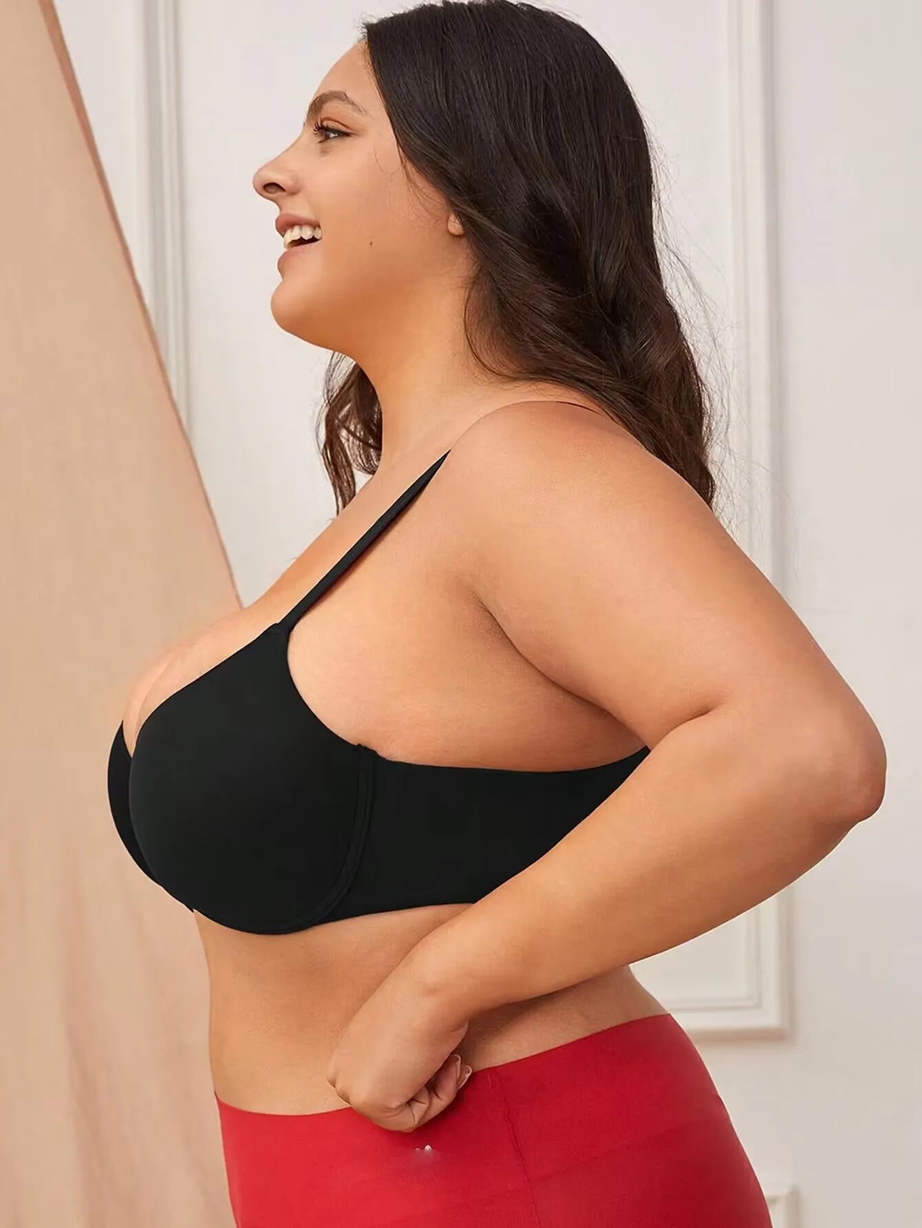 INTIMO SECRETS Front Buckle Shaper Bra - Smoothing Wide Band Plus Size