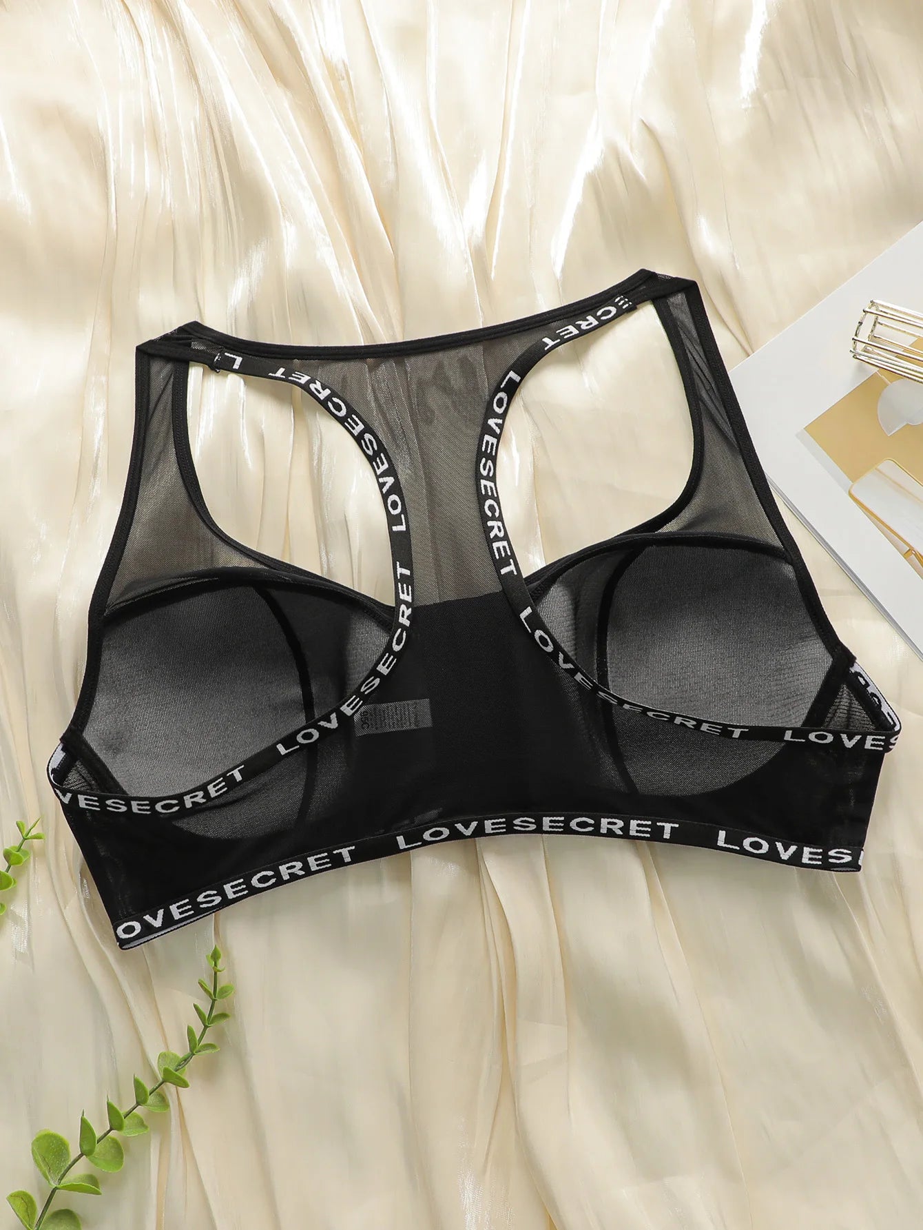 INTIMO SECRETS Plus Size Front Closure Bra – Wireless Full Coverage Minimizer