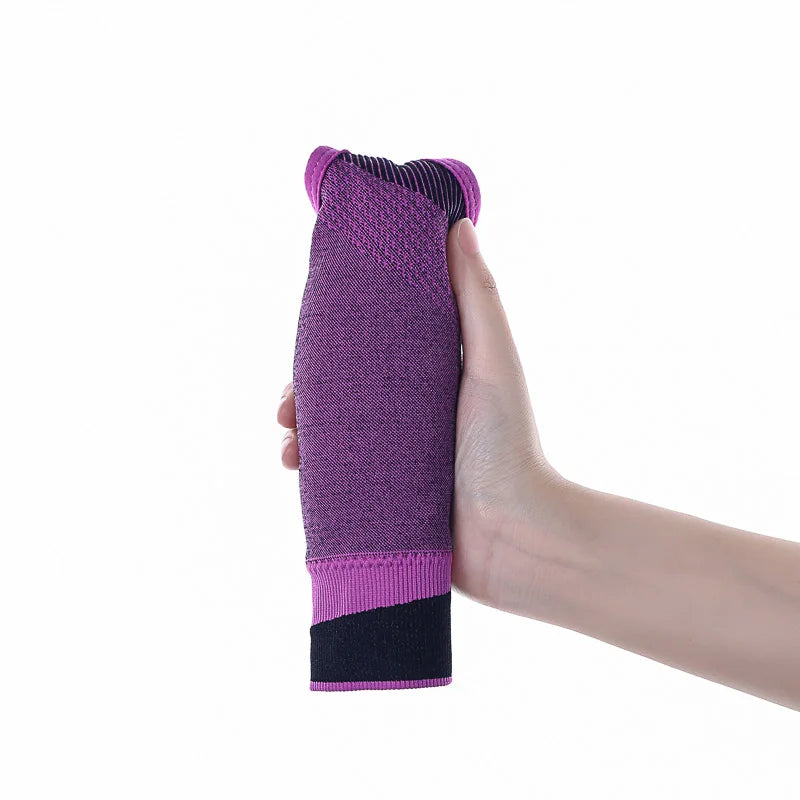 INTIMO SECRETS Women’s Shockproof Padded Sports Bra