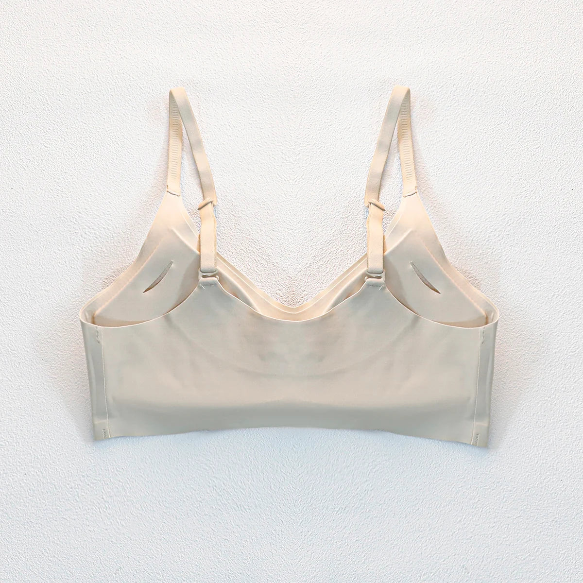 INTIMO SECRETS Seamless Wireless Push-Up Bra – Removable Pad Bralette