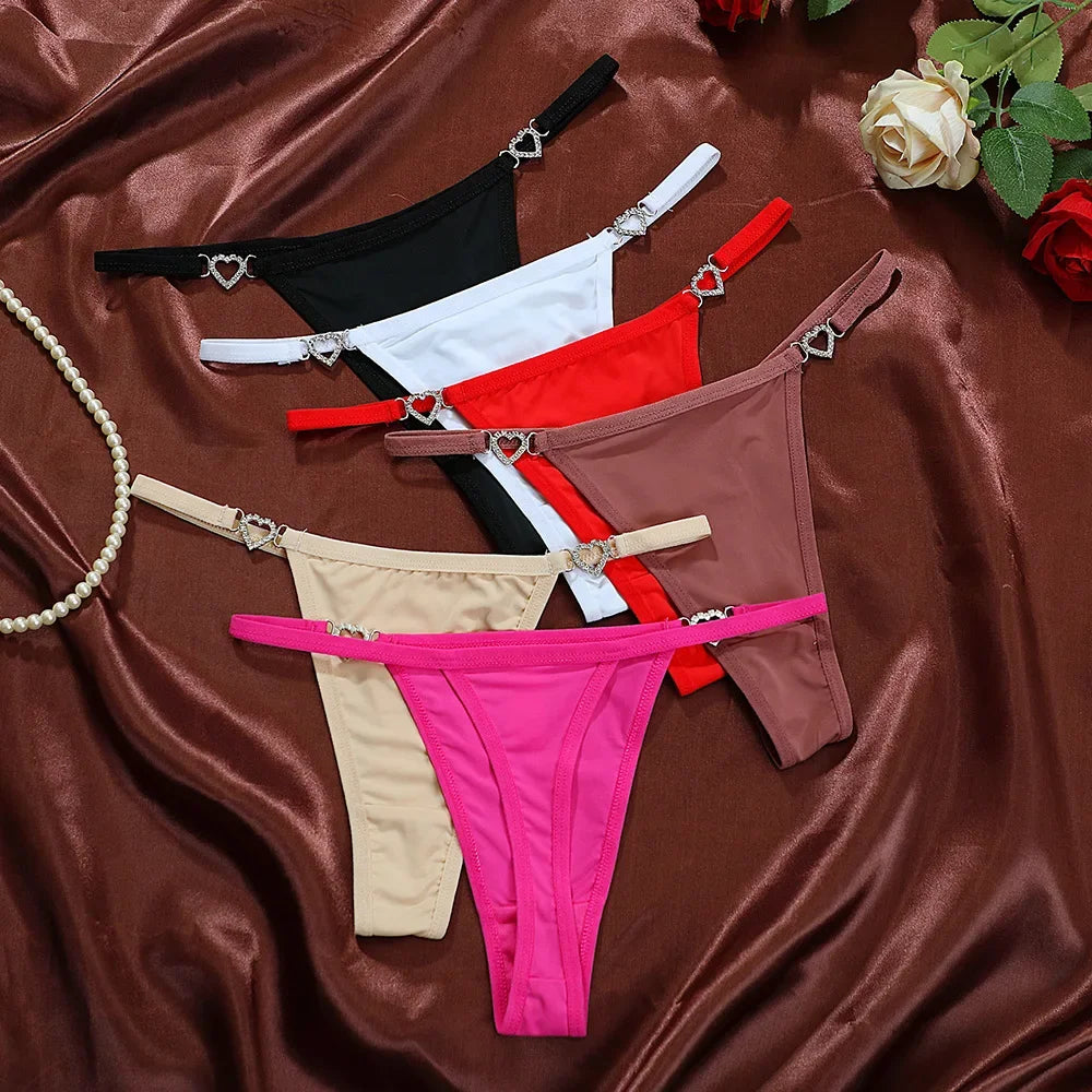 INTIMO SECRETS Women’s Low-Rise Heart Decoration G-String Thong
