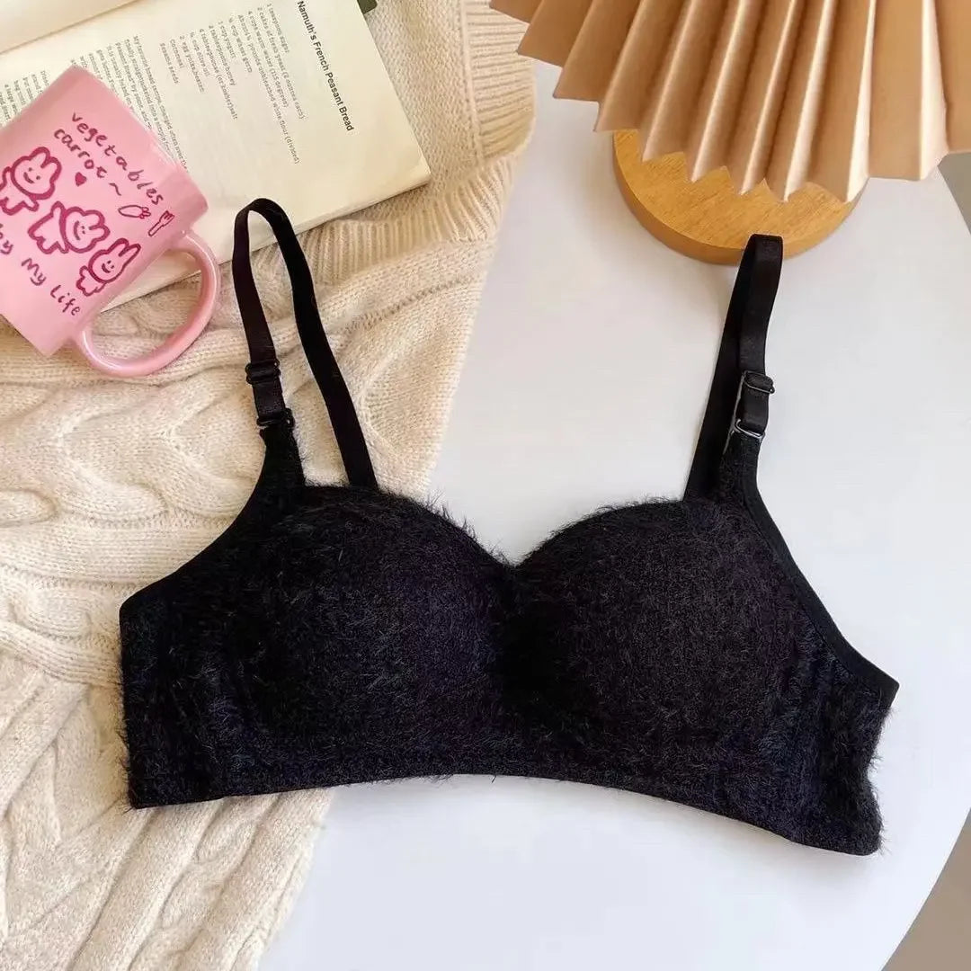INTIMO SECRETS Hot Girl Furry Bra – Comfortable Japanese-Style Back Design