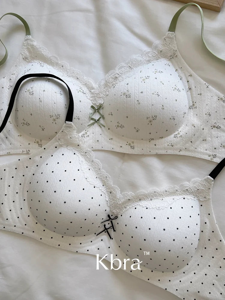 Lace Contrast Floral Print Lingerie for Women, Small Chest Gathering, Seamless and Underwire Bra