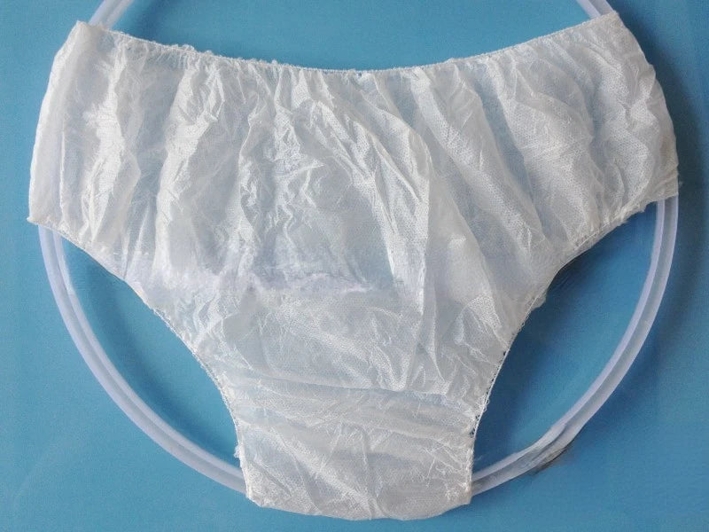 18Pcs/Set Travel Portable Disposable Non Woven Paper Briefs Panties Underwear White Regular Emergency Underpants for Women Men