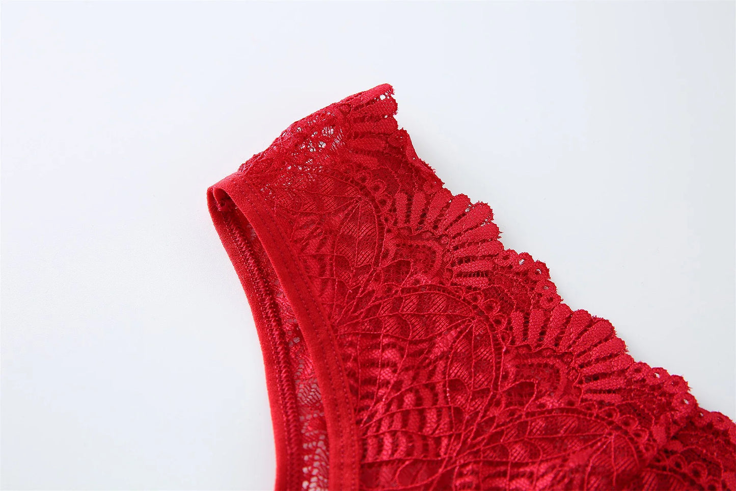 INTIMO SECRETS Women’s Low-Waist Hollow Lace Embroidered Panties – Summer Breathable