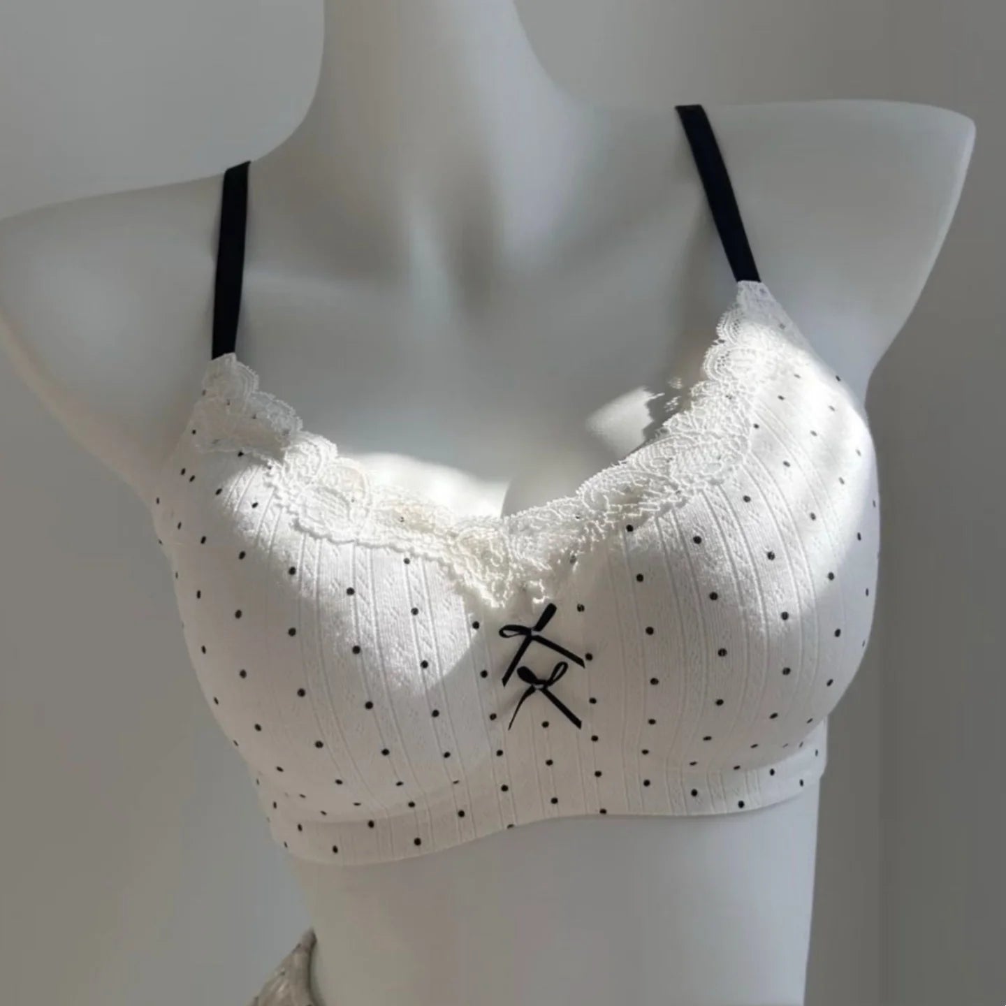 Lace Contrast Floral Print Lingerie for Women, Small Chest Gathering, Seamless and Underwire Bra