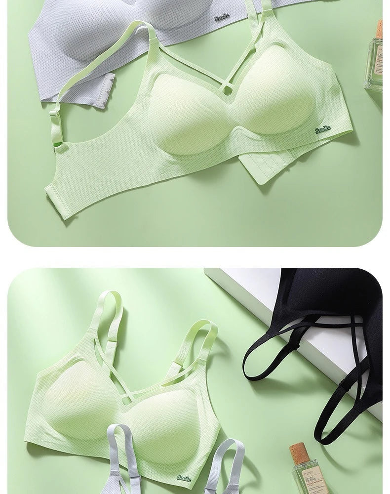 INTIMO SECRETS English Ice Silk Bra Set – Thick Cup, Wire-Free, Gathered Lingerie