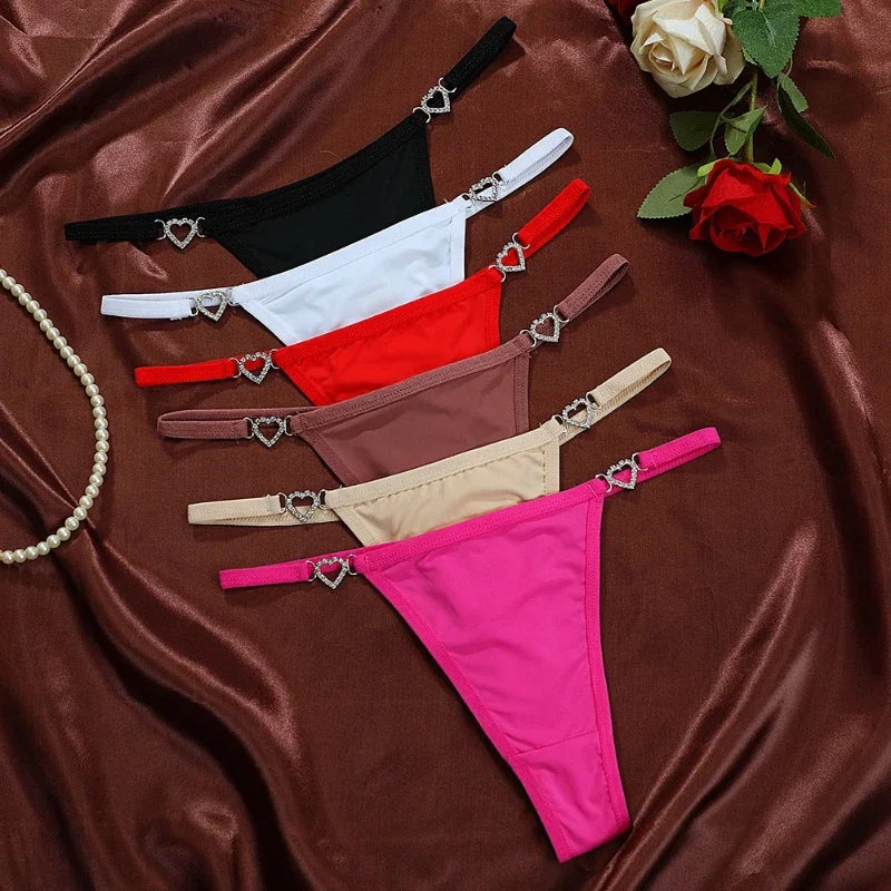 INTIMO SECRETS Women’s Low-Rise Heart Decoration G-String Thong