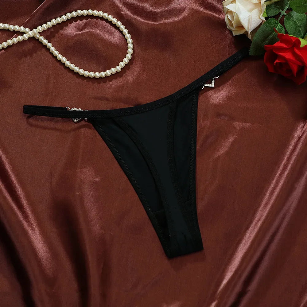 INTIMO SECRETS Women’s Low-Rise Heart Decoration G-String Thong