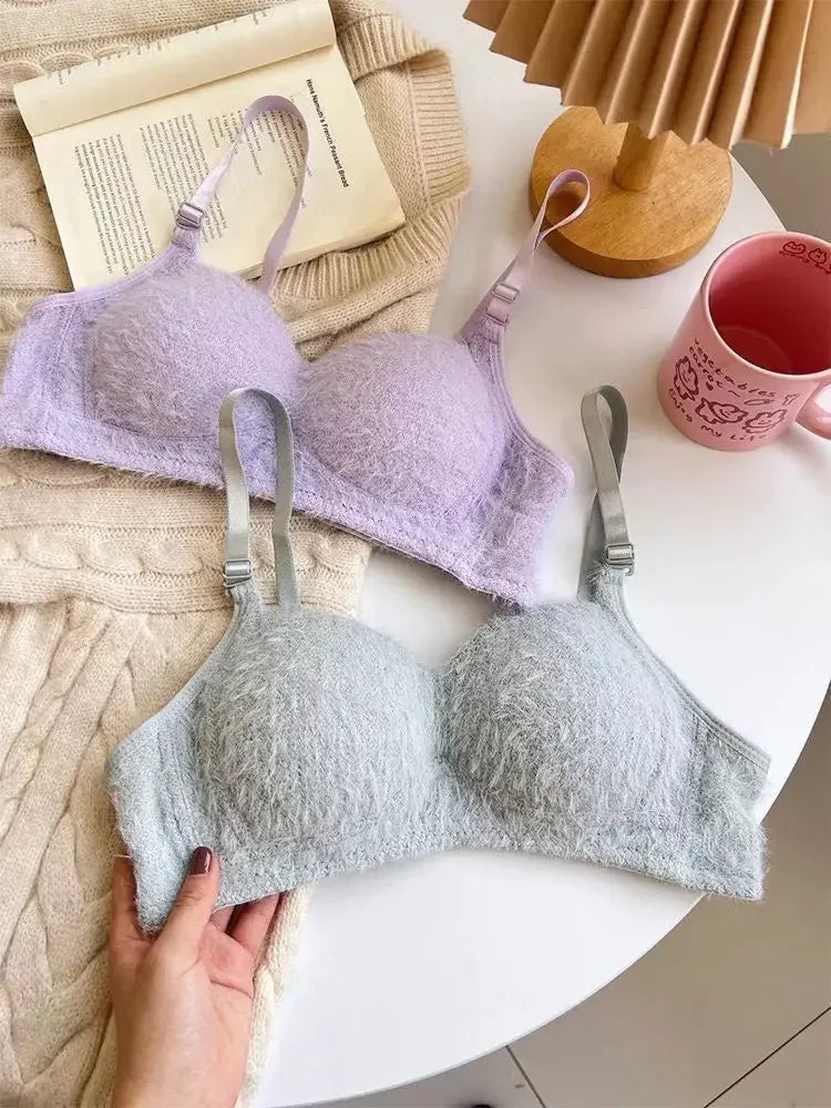 INTIMO SECRETS Hot Girl Furry Bra – Comfortable Japanese-Style Back Design