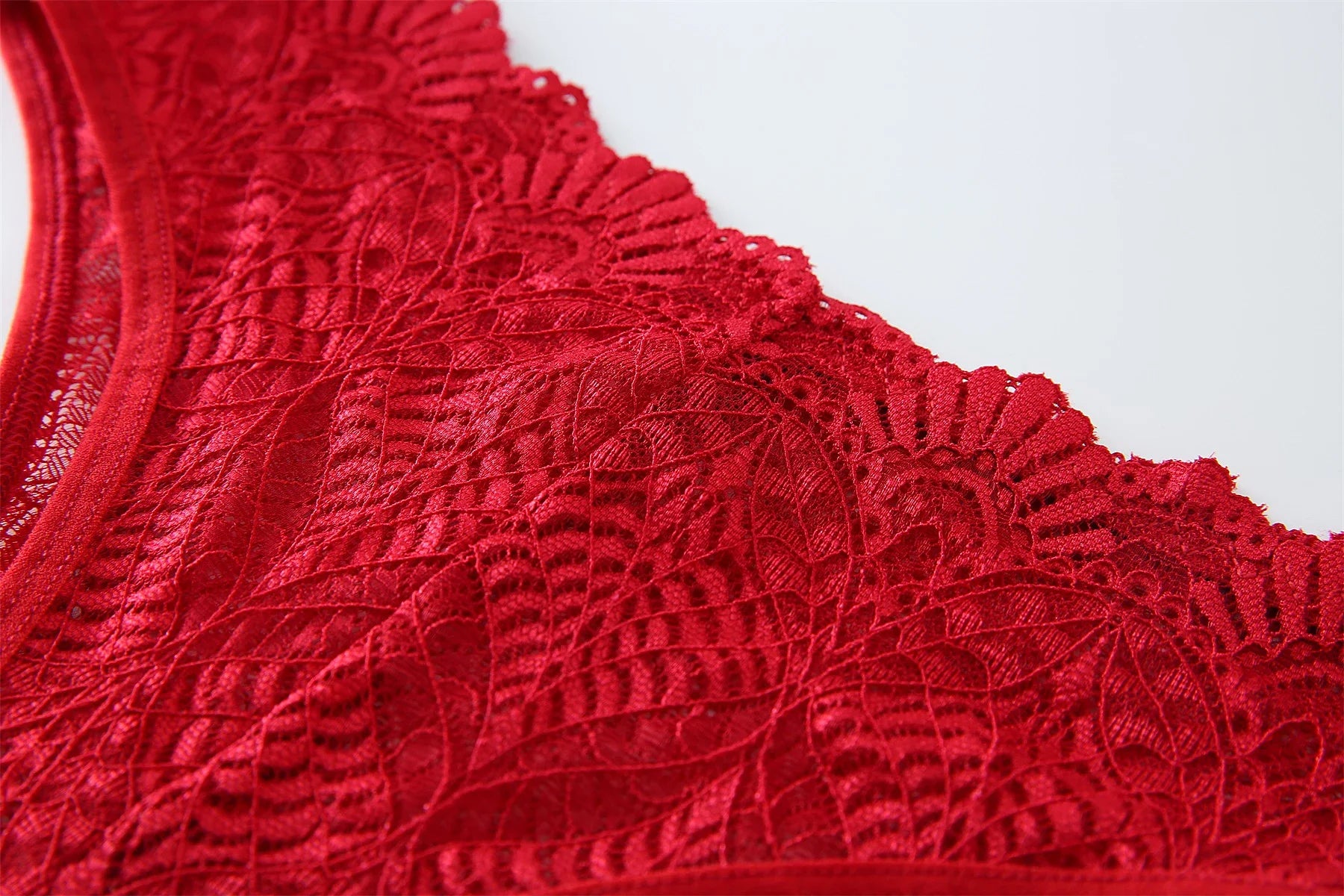 INTIMO SECRETS Women’s Low-Waist Hollow Lace Embroidered Panties – Summer Breathable